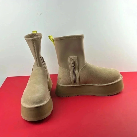 UGG Classic Dipper Sand Platform Suede Boots - 1144031 - Women's Size 10 NEW - Picture 1 of 7
